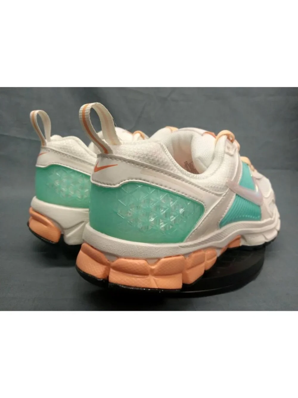 Nike Vomero 5 BG (GS) Sneakers Sail Orange Chalk Blue Boys Size 7 NEW NO BOX!